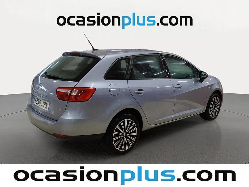 Usado Seat Ibiza ST CONNECT 105 CV (77 kW) 2016 Gris Familiar