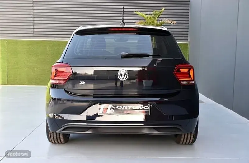 Usado VW Polo Edition 80 CV (58 kW) 2019 Negro Utilitario