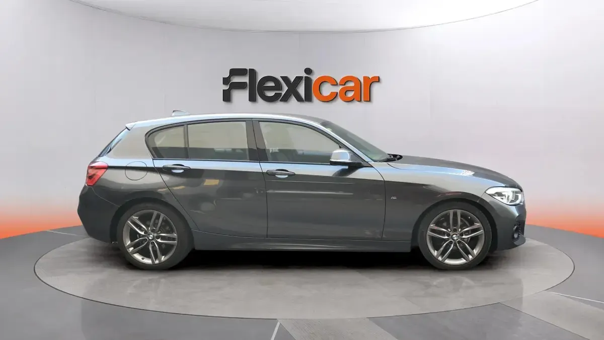 Usado BMW 118 136 CV (100 kW) 2018 Gris Berlina