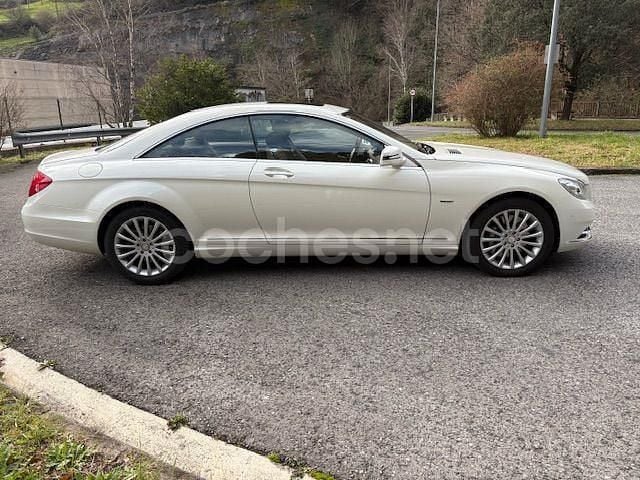 Usado Mercedes CL500 435 CV (319 kW) 2011 Blanco Coupe