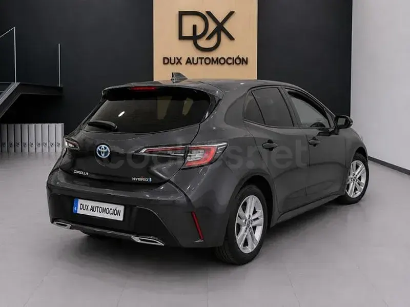 Usado Toyota Corolla Active 184 CV (135 kW) 2022 Negro Berlina