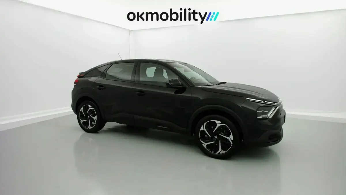 Usado Citroën C4 Shine 130 CV (95 kW) 2023 Negro perla nera SUV