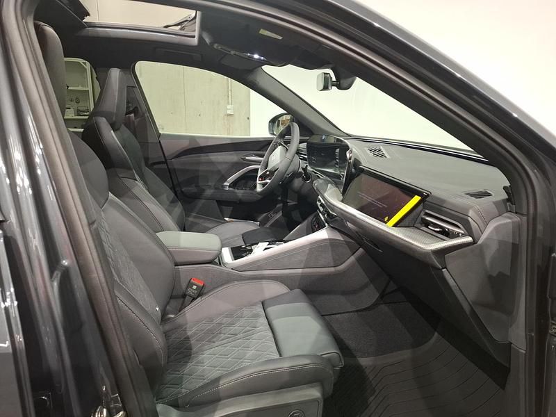 Nuevo Audi Q5 Sportback S-Line 204 CV (150 kW) 2025 Gris tambora metalizado SUV