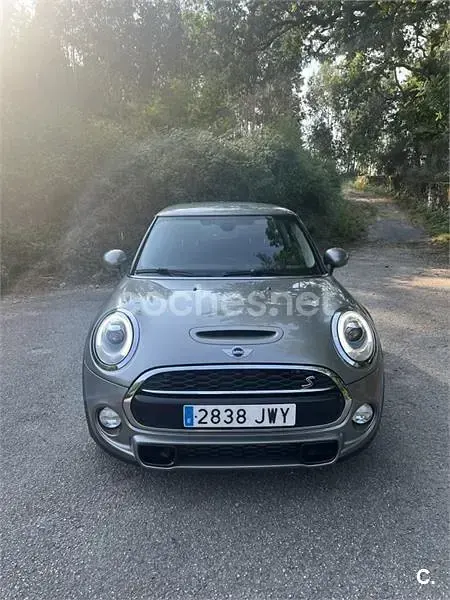 Usado Mini Cooper SD 170 CV (125 kW) 2017 Marrón Utilitario