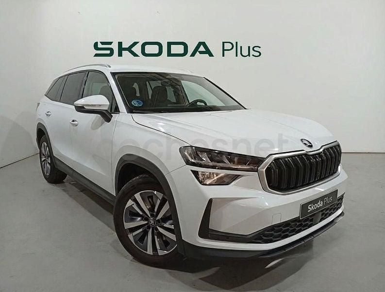 Usado Skoda Kodiaq Selection 150 CV (110 kW) 2025 Blanco SUV