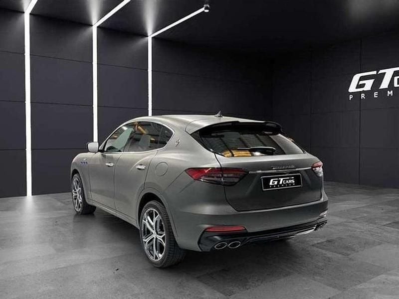 Usado Maserati Levante GT 330 CV (242 kW) 2022 Gris SUV