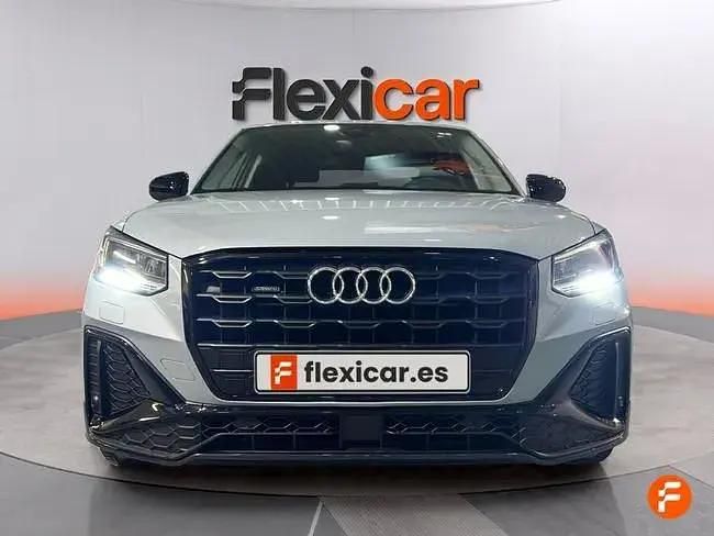 Usado Audi Q2 S-Line 150 HP (110 kW) 2021 Cinzento SUV