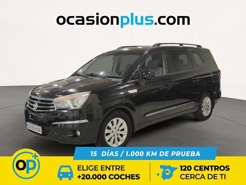 Negro Usado 2014 Ssangyong (KGM) Rodius Limited Monovolumen | 13.290 € (Precio justo) - Imagen 1/4