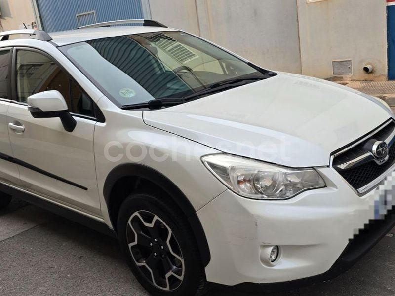 Blanco Usado 2014 Subaru XV SUV | 6499 € (Super precio) - Imagen 1/4