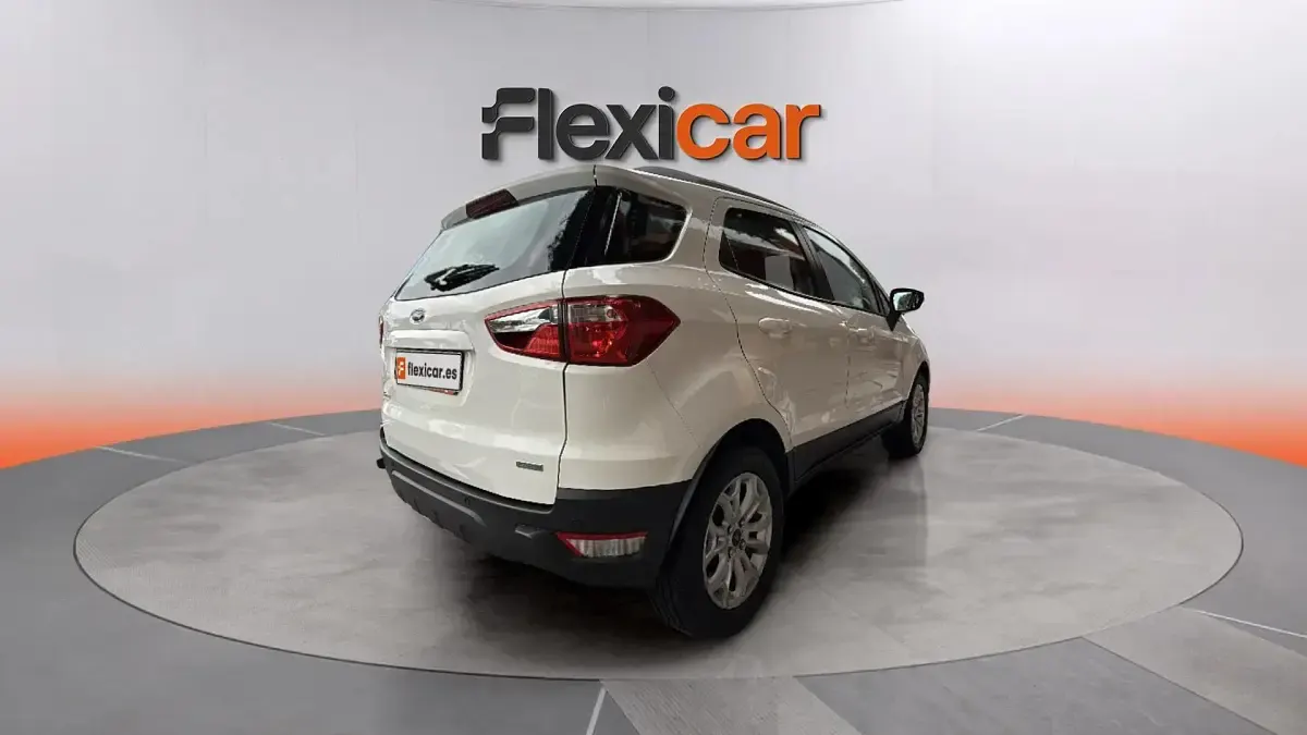 Usado Ford Ecosport Titanium 125 CV (91 kW) 2017 Blanco SUV