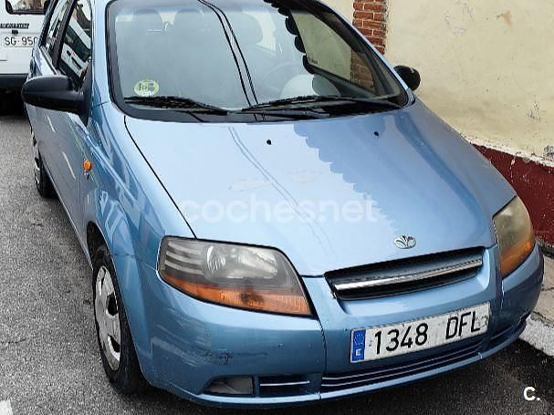 Usado Chevrolet Kalos SE 72 CV (52 kW) 2005 Azul Berlina
