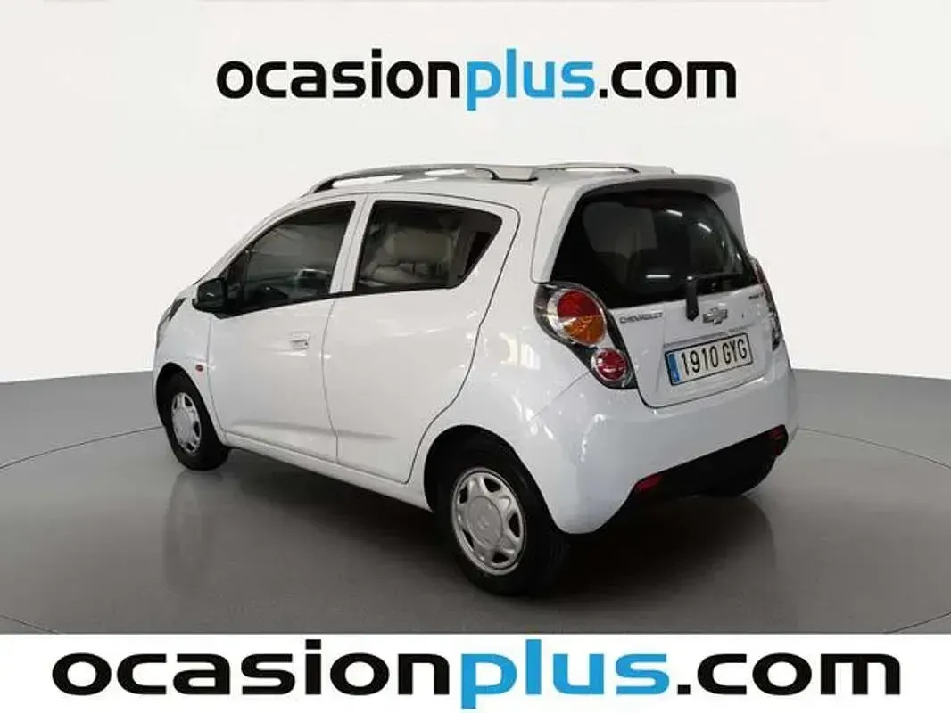Usado Chevrolet Spark LS 80 CV (58 kW) 2010 Blanco Utilitario