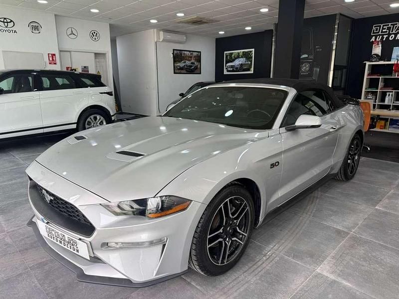 Usado Ford Mustang Convertible 314 CV (230 kW) 2018 Plateado Descapotable