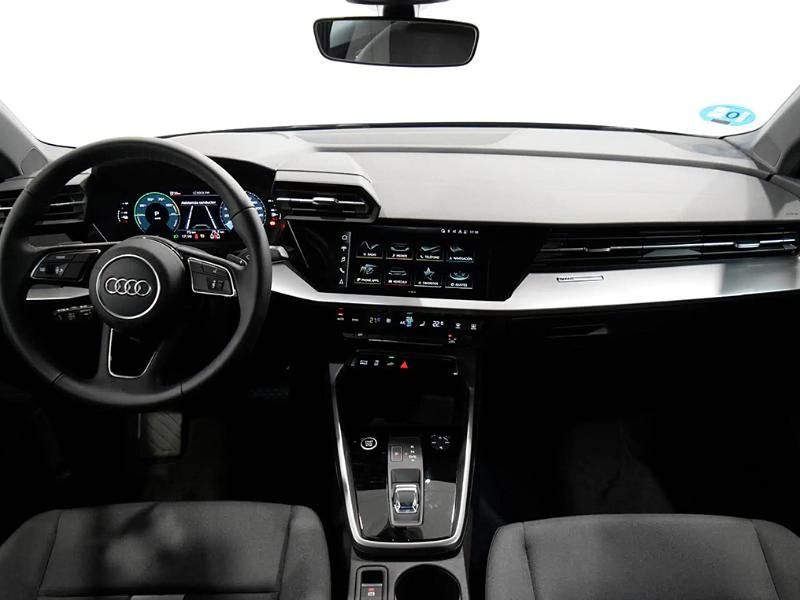 Usado Audi A3 Sportback e-tron Advanced Plus 204 CV (150 kW) 2024 Negro Utilitario