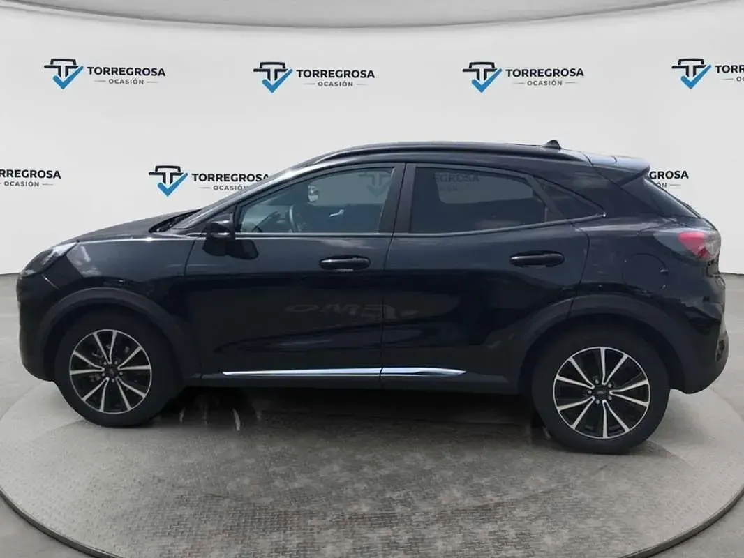 Usado Ford Puma Titanium 125 CV (91 kW) 2023 Negro SUV