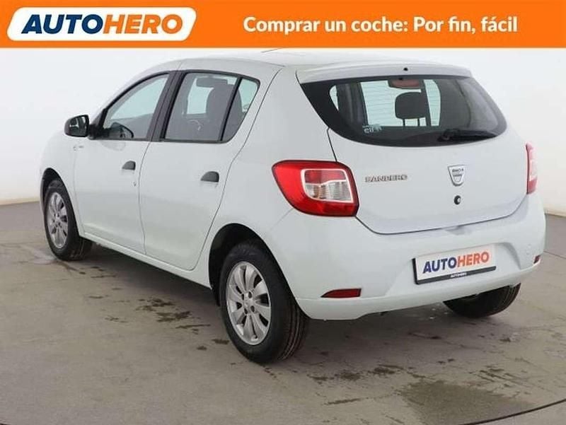 Usado Dacia Sandero 90 CV (66 kW) 2016 Blanco Utilitario