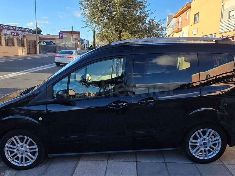 Usado Ford Tourneo Courier Titanium 95 CV (69 kW) 2015 Azul Monovolumen
