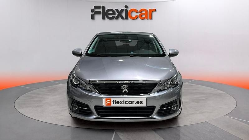 Usado Peugeot 308 Style 131 CV (96 kW) 2020 Gris Utilitario