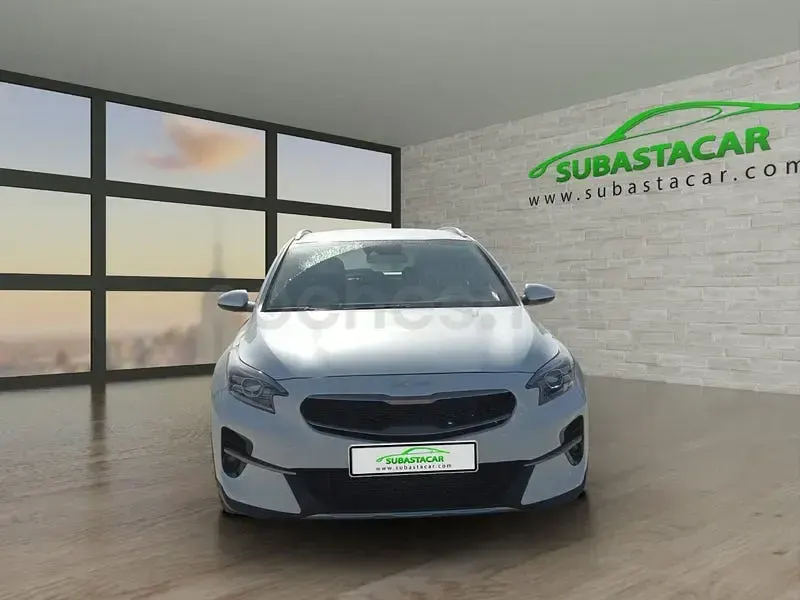 Usado Kia XCeed 120 CV (88 kW) 2022 Blanco SUV