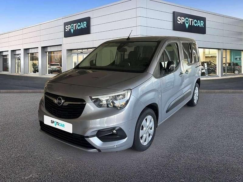 Gris Usado 2021 Opel Combo Elegance Monovolumen | 17.700 € (Un poco caro) - Imagen 1/4