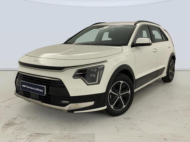 Usado Kia Niro 129 CV (94 kW) 2025 Blanco SUV
