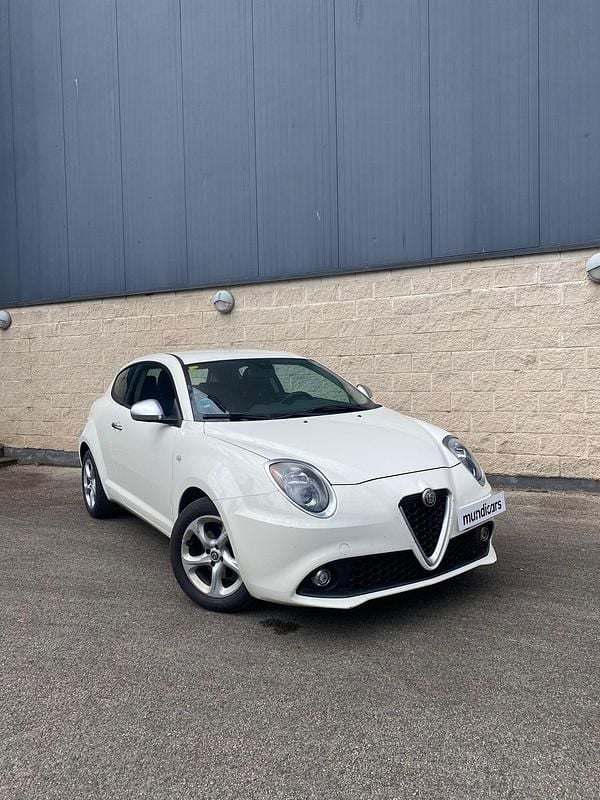 Usado Alfa Romeo MiTo Super 95 CV (69 kW) 2018 Blanco Utilitario