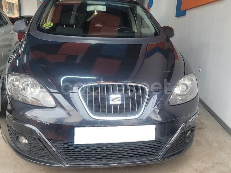 Negro Usado 2011 Seat Altea XL Style Monovolumen | 5490 € (Precio justo) - Imagen 1/4