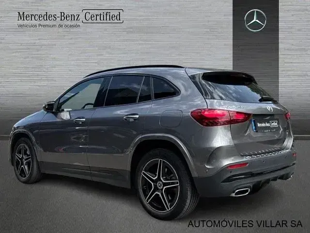 Usado Mercedes GLA250 218 CV (160 kW) 2025 Gris montaña SUV