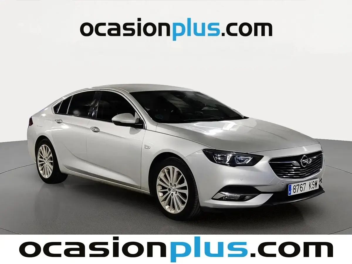 Usado Opel Insignia Innovation 165 CV (121 kW) 2019 Gris plata Berlina