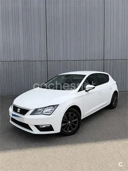 Usado Seat Leon FR 150 CV (110 kW) 2020 Blanco Berlina