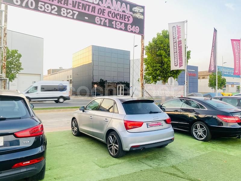 Usado Audi A1 Sportback Design 90 CV (66 kW) 2015 Gris / plata Utilitario