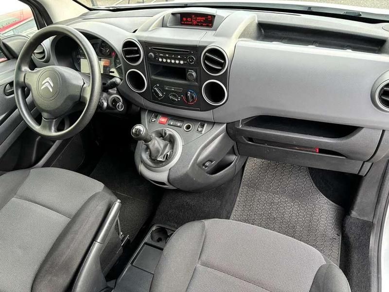 Usado Citroën Berlingo Feel 76 CV (55 kW) 2018 Blanco Monovolumen
