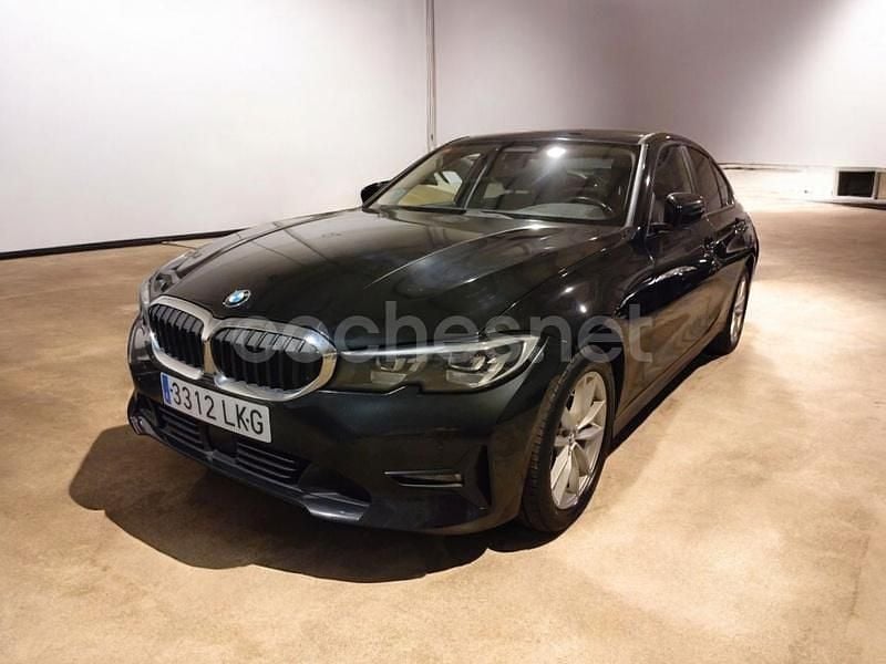 Negro Usado 2020 BMW 320 Gran Turismo Sport Line Berlina | 20.700 € (Precio justo) - Imagen 1/4