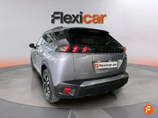Usado Peugeot 2008 Allure 130 CV (95 kW) 2023 Gris SUV