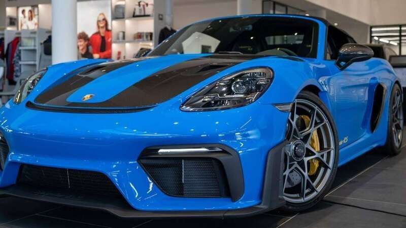 Azul Nuevo 2024 Porsche 718 Spyder Coupe | 248.900 € - Imagen 1/4