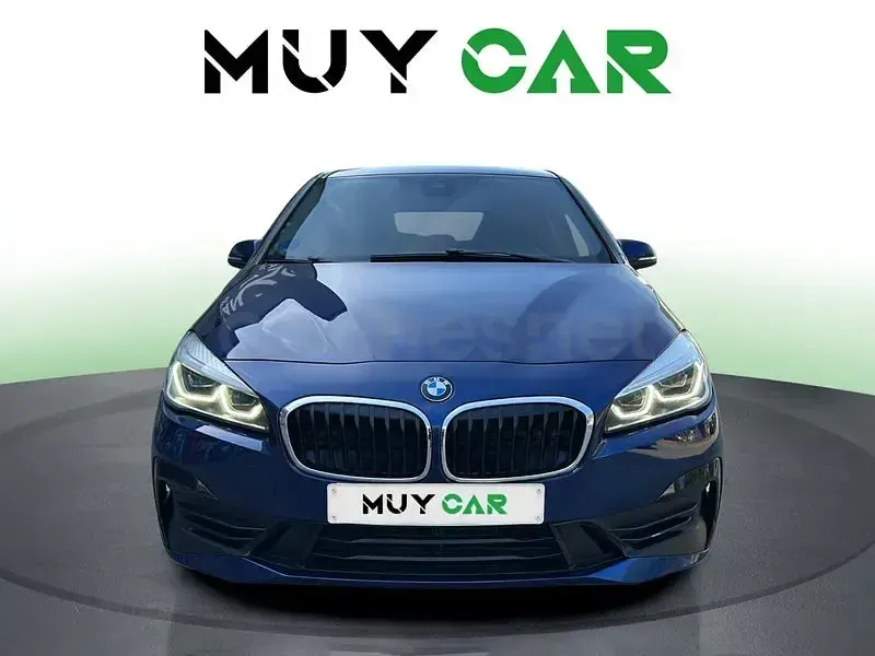 Usado BMW 225 Active Tourer iPerformance 224 CV (164 kW) 2021 Azul Monovolumen