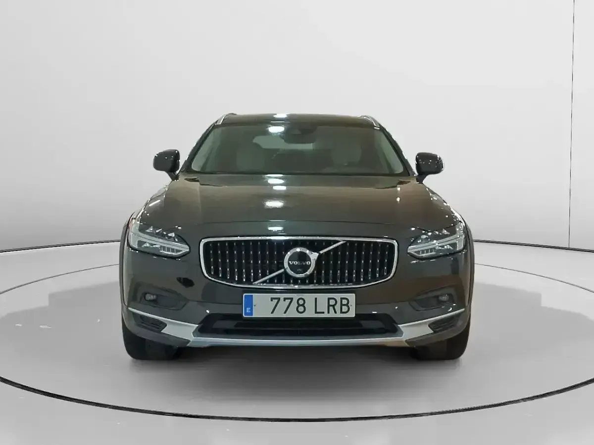 Usado Volvo V90 CC 197 CV (144 kW) 2021 Marrón Familiar