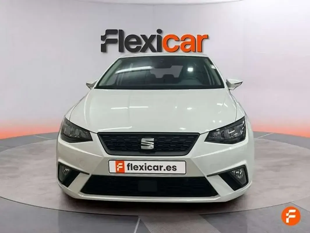 Usado Seat Ibiza Style 95 CV (69 kW) 2024 Blanco Utilitario