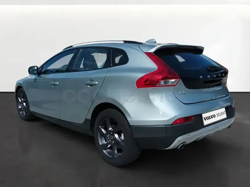 Usado Volvo V40 CC Summum 150 CV (110 kW) 2013 Gris / plata Familiar