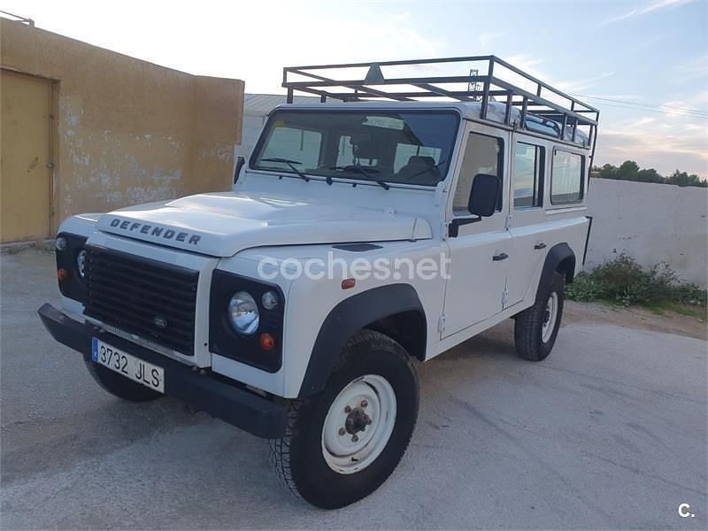 Blanco Usado 2016 Land Rover Defender SE Familiar | 26.900 € - Imagen 1/4