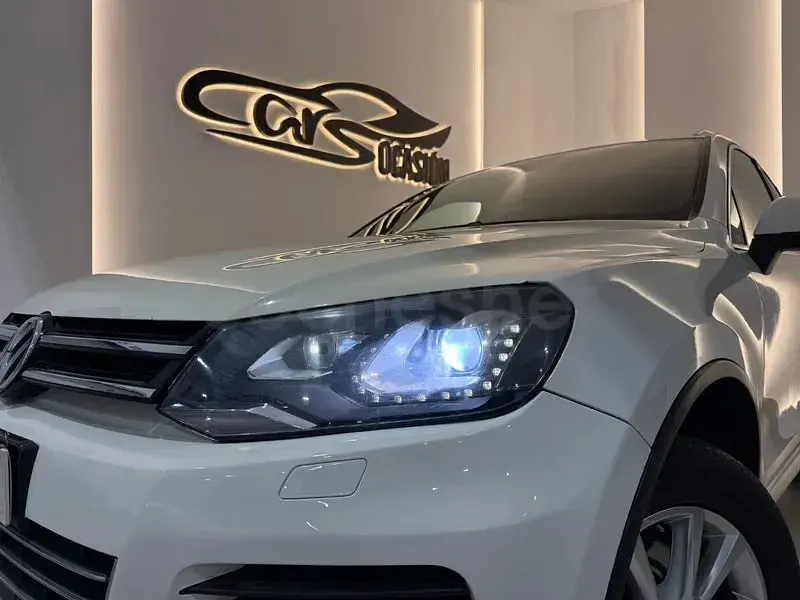Usado VW Touareg Terrain Tech 245 CV (180 kW) 2011 Blanco SUV