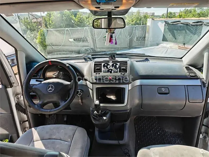 Usado Mercedes Viano 150 CV (110 kW) 2005 Blanco Monovolumen