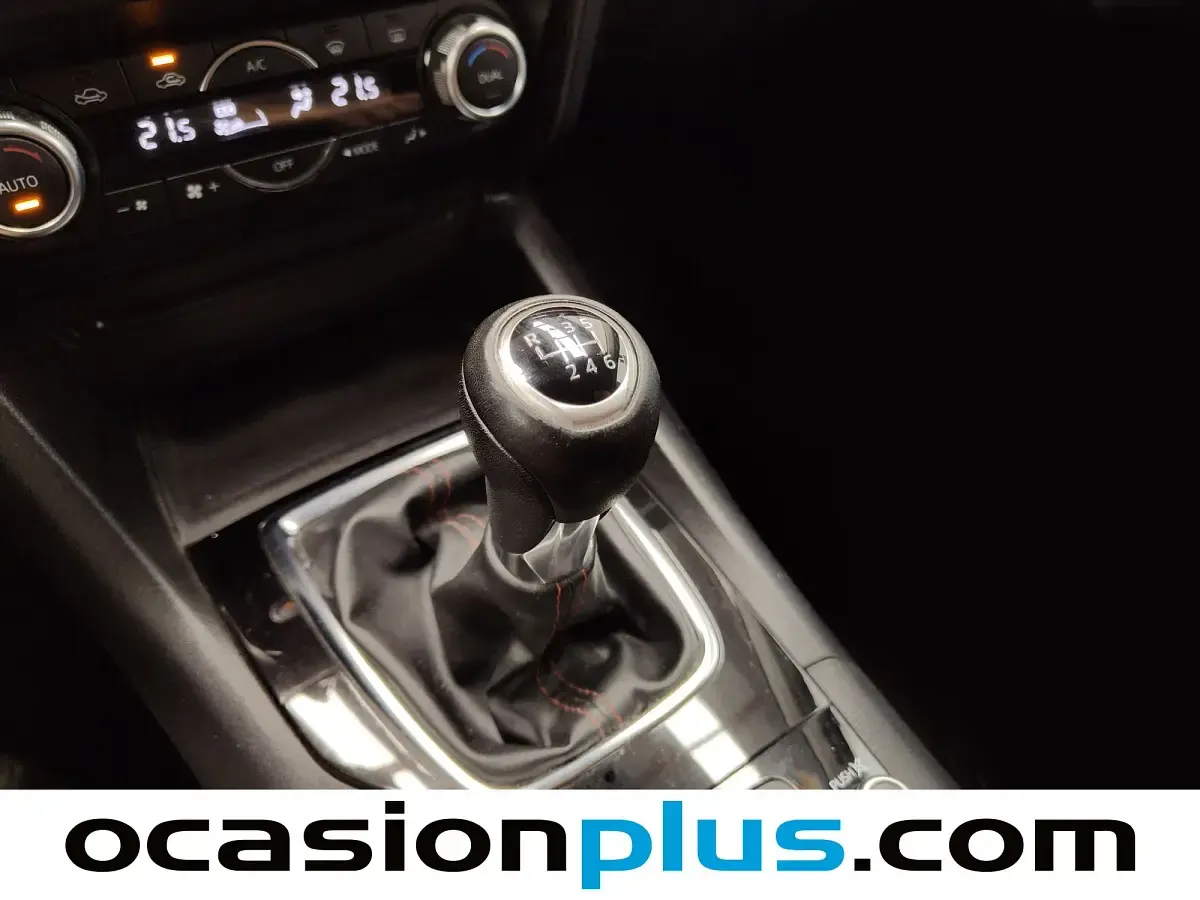 Usado Mazda 3 Style 120 CV (88 kW) 2016 Blanco Utilitario