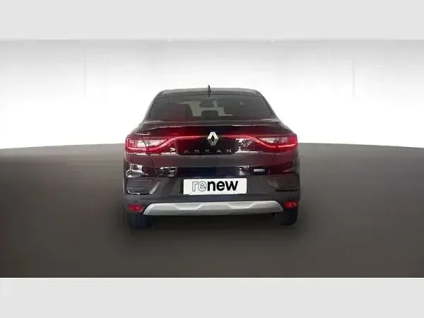 Usado Renault Arkana Zen 145 CV (106 kW) 2022 Negro SUV