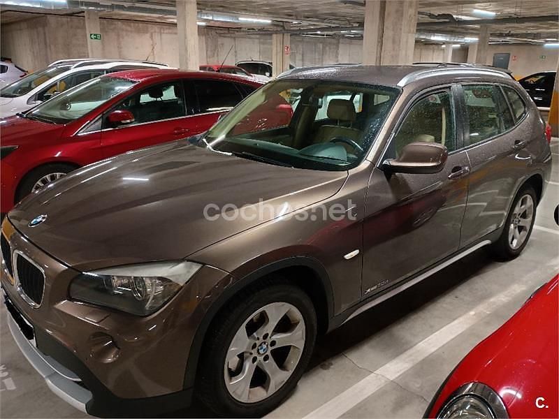 Usado BMW X1 Comfort Edition 177 CV (130 kW) 2010 Marrón SUV