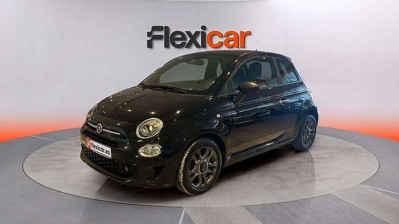 Usado Fiat 500 Club 71 CV (52 kW) 2022 Negro Berlina