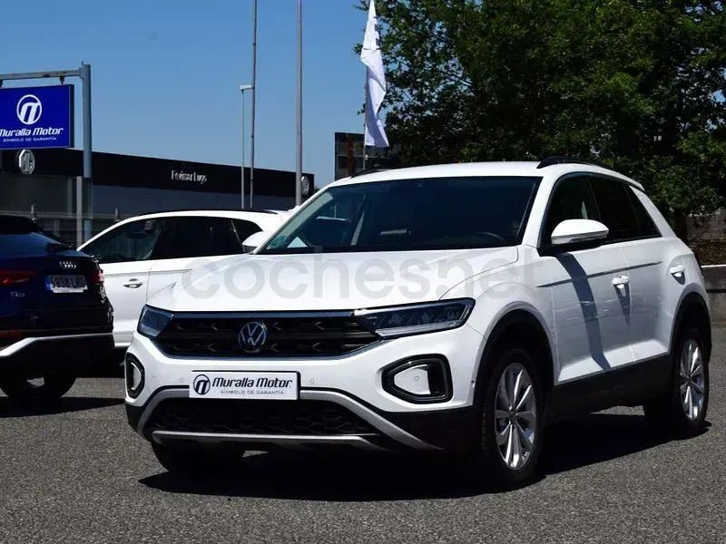 Usado VW T-Roc Life 150 CV (110 kW) 2022 Blanco SUV