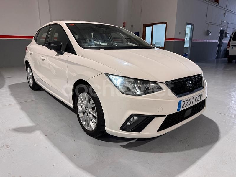 Blanco Usado 2017 Seat Ibiza Style Berlina | 7990 € (Precio justo) - Imagen 1/4