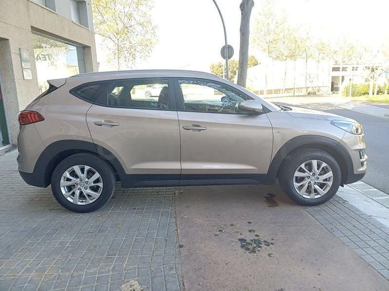 Usado Hyundai Tucson 116 CV (85 kW) 2020 Beige SUV