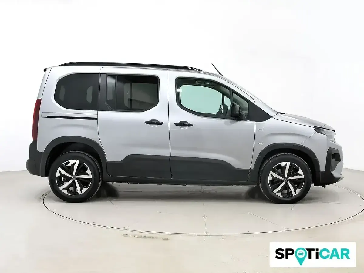 Usado Peugeot Rifter GT 131 CV (96 kW) 2025 Gris Monovolumen